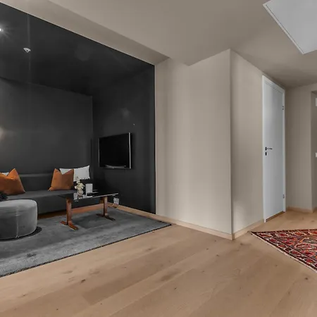 Uhre - Spectacular Views And Location Apartment Tromso